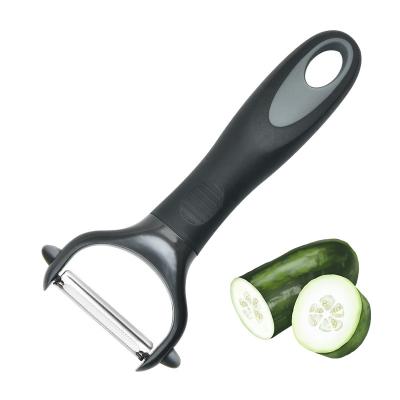 China Sustainable Kitchen Gadget Fruit Vegetable Sharp Stainless Steel Good Grips Soft-Handled Serrated Peeler for sale