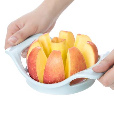 China Sustainable Kitchen Gadget Bulb-Shaped Handle Manual Fruit Slicer Good Grips Apple Slicer Corer Divider for sale