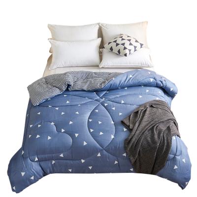 China 100% Warm Home High Quality Polyester Wholesale Microfiber Comforter OEM Comforter For Spring/Summer/Autumn/Winter for sale