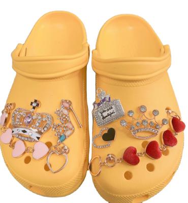 China Eco-froendly 2021 Wholesale Custom Designer Clog Shoe Decoration Accessories For Croc Women Shoes Chain Charms for sale