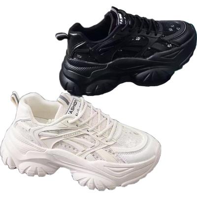 China 2021 Fashion Trend New Arrival Fashion Sneakers Women Walking Shoes Clumsy Sports Shoes Non Slip Lace Up Wide Width Breathable Shoes for sale