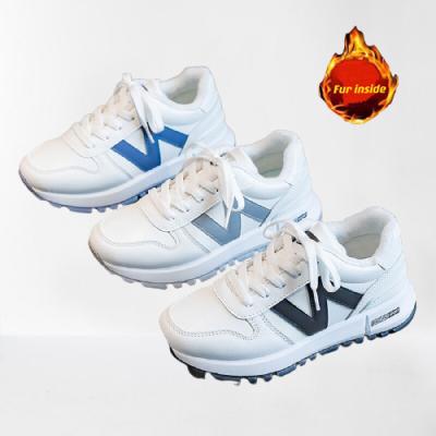 China Fashion Trend Winter Thermal Fur Inside White Fiber Ladies Walking Women Short Shoes Design Latest Fashion Shoes Women Casual Sport Shoes for sale