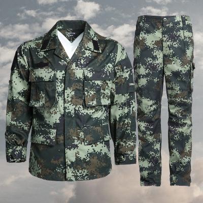 China Anti-static men's army color m65 military uniform for sale