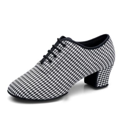 China Latin Dancing Shoes Ladies Ballroom Latin Houndstooth Ballroom Houndstooth Flying Woven Upper Practice Dance Shoes for sale