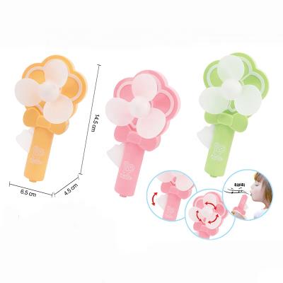 China Hand-held Pressure Whistling Flower Safety Toy Mini Fan Summer Portable Student Fan Toy for sale