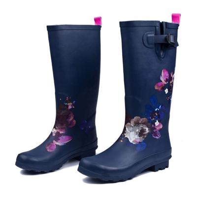 China Fashion trend factory direct supply waterproof wear-resistant ladies rubber rain boots gardening boots work boots for sale