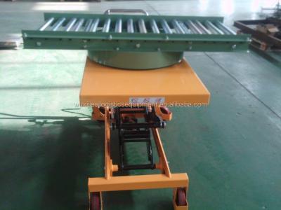 China Roller Conveyor Manual Heat Resistant Hydraulic Lifting Table Hydraulic Trolley for sale