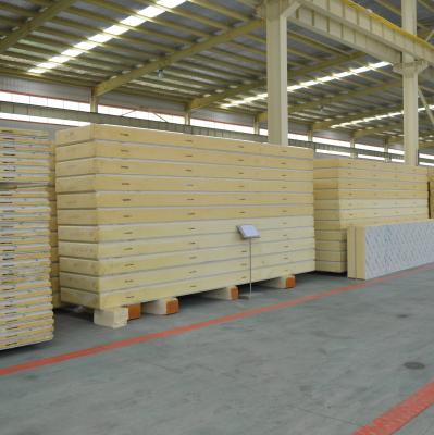 China Factory Price Industrial Stainless Steel PU Sandwich Panel For Cold Room for sale