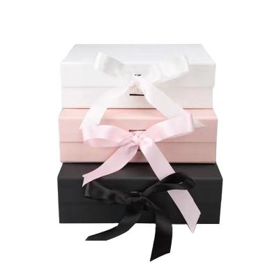 China Recycled Materials Ready To Ship Chinese Cheap High Quality Foldable Magnetic Gift Box Folding Bridesmaids Gift Box Packaging Gift Box With Ribbon for sale