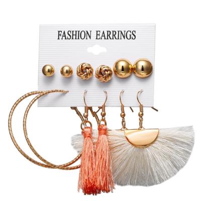 China Minimalism Fashion Pearl Circle Hoop Earrings Set For Women Vintage Metal Hoop Earrings 2021 Acrylic Earring Jewelry for sale