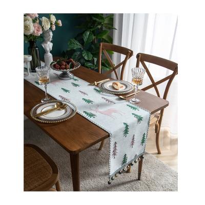 China Jacquard Christmas Table Decoration Jacquard Table Runner Christmas Tree Table Runner for sale