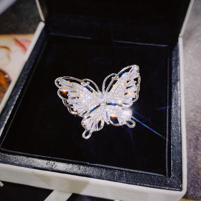 China Luxury Nickel Free Shinny Crystal Butterfly Rings Open Rhinestone Butterfly Rings For Wedding for sale