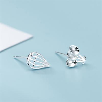 China CLASSIC Cute Tiny Swept Silver Balloon Earrings 925 Sterling Silver Hot Air Balloon Stud Earrings for sale