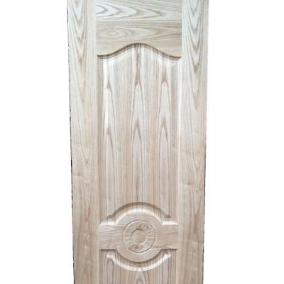 China 2.7mm modern melaine or natrual veneer faced hdf molded door skin for sale