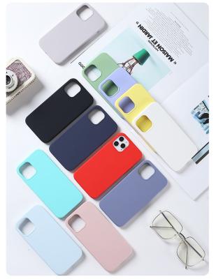 China Shockproof liquid silicone phnoe case for iphone 13 luxury phone cover wholesale liquid silicone mobile phone accessories for sale