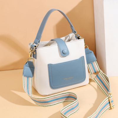 China New Fashion Summer Fashion One-Shoulder Simple Handbag Women's Messenger Bag Contrast Color Bucket Bag for sale