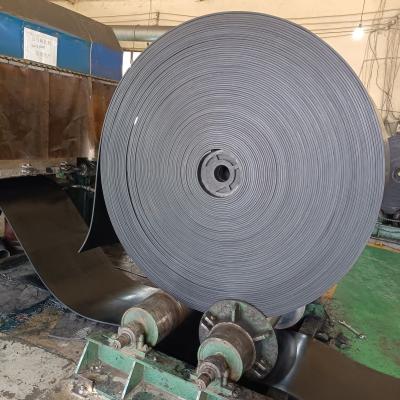 China Manufacturer ep200 1800mm top rubber crusher factory rubber sheet PE rubber conveyor belt for sale