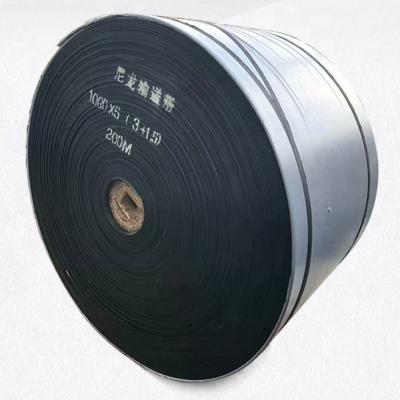 China Good to impact resistance sbr PE 100/150/200/300 rubber conveyor belt black rubber conveyor belt for poultry transmission for sale