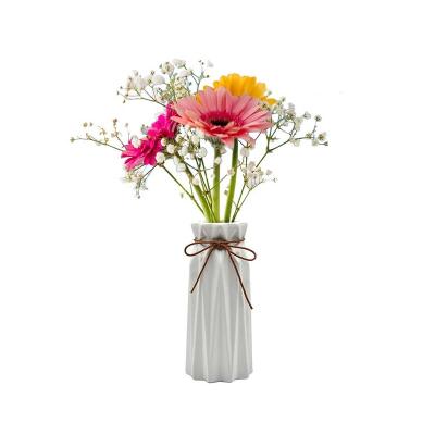 China Eco-friendly Wholesale Modern Ceramic Porcelain Flower Vase Vases For Home Decor for sale