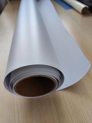 China 80Mic 120g Vinyl Sticker Roll Monomeric Car Wrap Vinyl PVC white self adhesive vinyl for eco solvent printing for sale