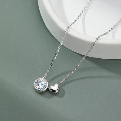 China TRENDY 925 Sterling Silver Heart Necklace for Women Gift 1CT Moissanite Diamond Necklace With Jewelry Box for Wife Girlfriend Girl for sale