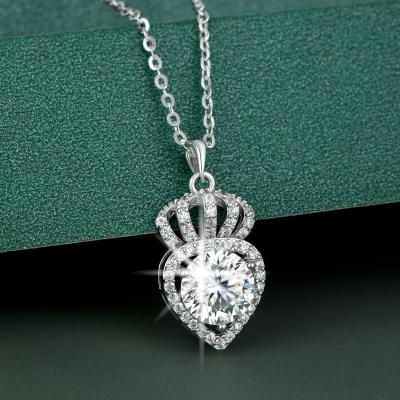 China TRENDY 1.0CT Moissanite Diamond Necklaces For Women 925 Silver Crown VVS1 Heart Moissanite Necklace 18 Inches Chain Gift For Women Mom for sale