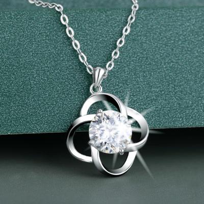 China FASHIONABLE Moissanite Pendant Necklace, D Color VVS1 Lab Created Diamond 925 Sterling Silver Round Cut Moissanite Necklace For Women With GR for sale