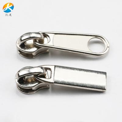 China Other no. 3 spot metal zipper head wholesale for sale