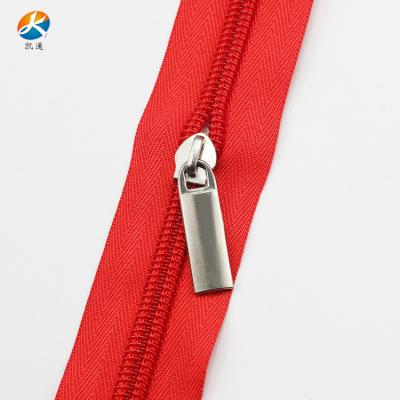 China Other manufacturers provide wholesale 5# zinc alloy zipper head is no. 5 of pull head luggage accessories for sale