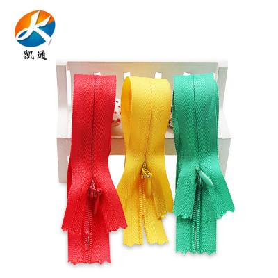 China Invisible nylon zipper of no. 3 color automatic zipper pull chain cushion U pillow invisible skirt apparel automatic lock for sale