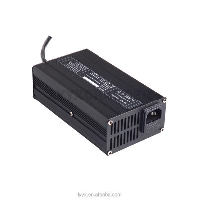 China LYYX180 12.6V 8A 3S standard lithium ion battery cahrgers 12volts chargers for sale