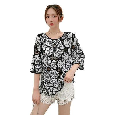 China 2020 summer anti-static fashion style national embroidery hollow out lace straight T-shirt crew neck soft sleeve shirt blouse for sale