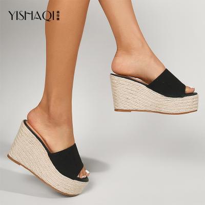 China Fashion Trend 2022 Black Ladies Straw Wedge Heightening Platform Slippers Summer Where Shoes Shape Women Wedge Slippers for sale