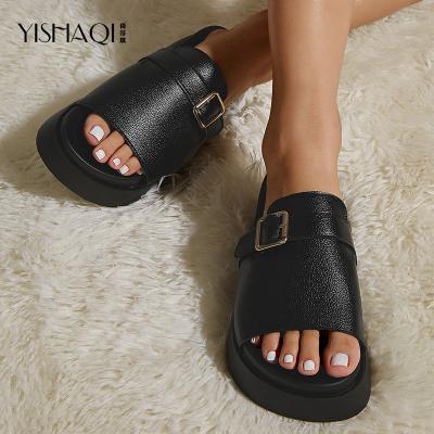 China Fashion Trend Custom Women's Slippers Soft Ease Thick Slippers Shoes Metal Buckle Black PU Leather Platform Sandals for sale