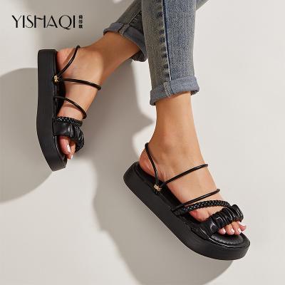 China Wholesale Summer All-match Fashion Trend Slippers Lined PU Thick Bottom Black Leather Platform Flat Strap Slippers for sale