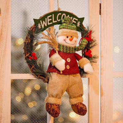 China Bulk Rattan+Fabric Door Hanging Garlands Round Pine Assembled Christmas Decoration Frosted Garland for sale