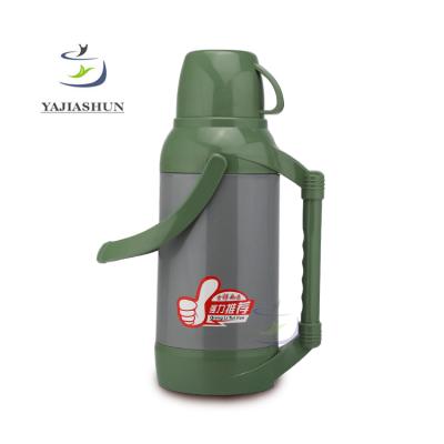 China Large Water Thermos Sport Stainless Steel Durable Hot Pot Thermos Thermos Bottle 3.2L Glass Jar With Cup for sale