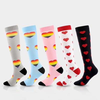 China Wholesale Regular Compression Socks Heart Fashion Outdoor Socks for sale