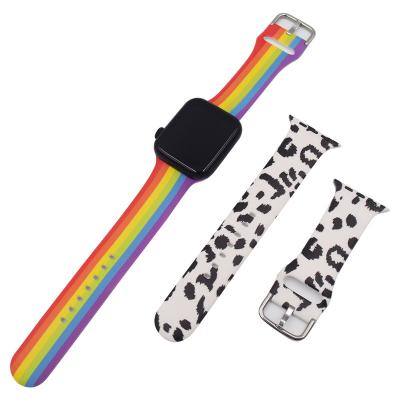 China Cute silicone iwatch band apple watch strap 38mm 40mm 42mm 44mm apple watch silicone bands 1 2 3 4 5 6 series for sale