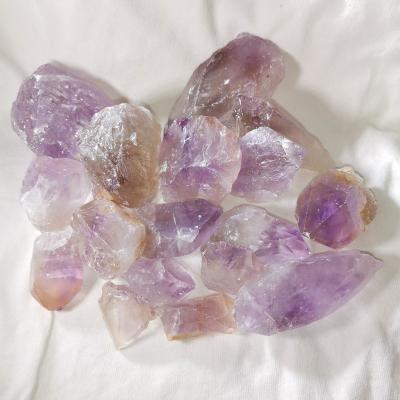 China Hot Selling China Crystals Usually Quality Wholesale Natural Rough Raw Stone Amethyst As Gift Decoration for sale