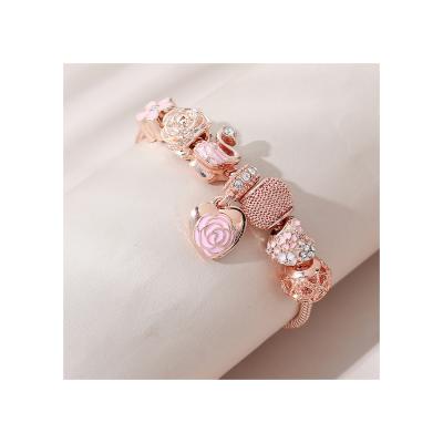 China Good quality FASHIONABLE hot selling delicacy designing rose gold bracelet for girls for sale