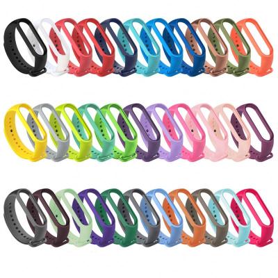 China Soft Silicone Silicone Strap For Xiaomi MI Band 5 4 Strap Solid Color MI Band 6 Strap for sale