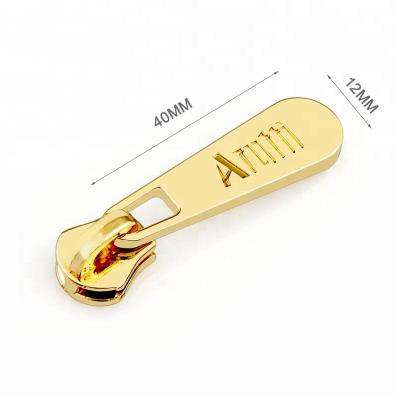 China Custom Handbag Nickel Free Hardware Metal Zipper Puller, Engraved Logo Gold Plated Metal Zipper Pull Tag, Metal Zipper Puller For Bags Pinch for sale