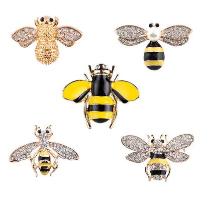 China 2021 Fashion Mini Cute Little Bee Wasp Fashion Insect Pin Girl Jewelry Accessories for sale