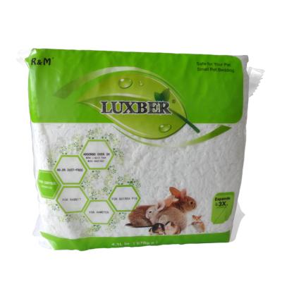 Cina Eco friendly White Pet Paper Bedding Waterproof 570g RM Pets Rest Sleeping in vendita