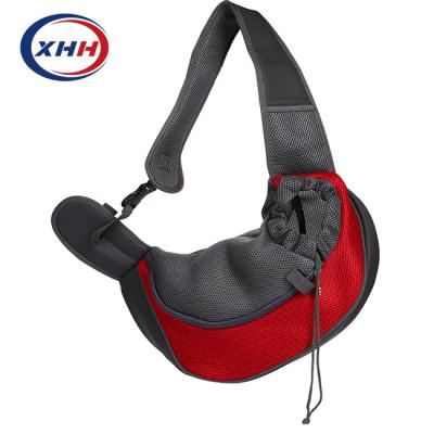 China Breathable Pet Bag Single Shoulder Exit Diagonal Cross Chest Backpack Breathable Portable Pet Bag for sale