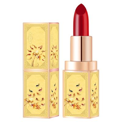 China Good quality hot sale waterproof lipstick and matte display double nude matte lipstick glass lipstick for sale