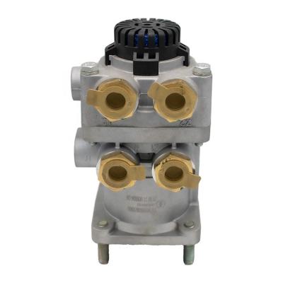 China Truck Heavy Duty Hot Selling Original Master Brake Valve DZ96189361080 For Shacman X3000 X6000 X5000 M3000s Truck Spare Parts Foot Brake Valve for sale