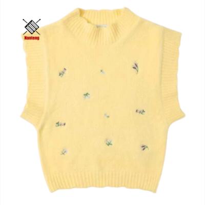 China New Designs Hot Selling Anti-Shrink Floral Embroidered Floral Embroidered Notch Comfortable Sweater for sale