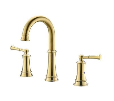 China Pull Out Spray 3 Hole Classic Basin Faucet Gold Color Bathroom Faucets Wash Basin Faucet For Bathroom for sale